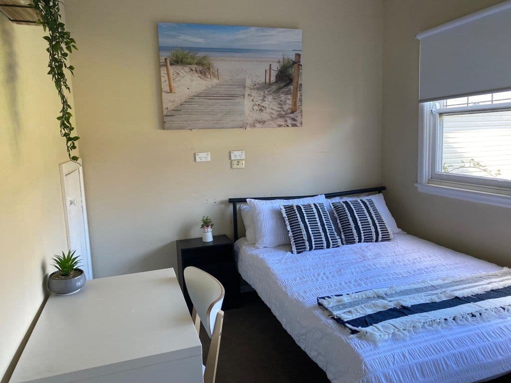 Croydon coliving home 10